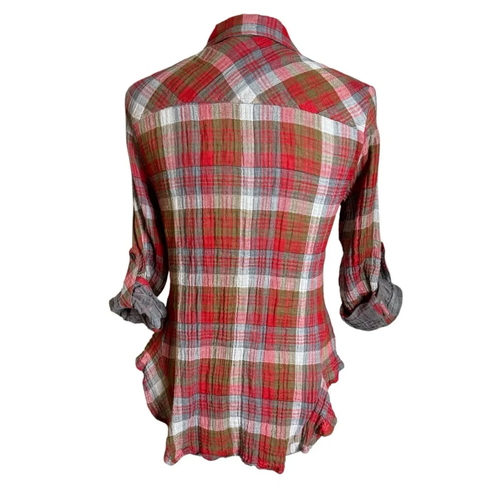 Finley Kings Road Plaid Button Up Roll Tab‎ Sleeve Shirt Womens Size Medium